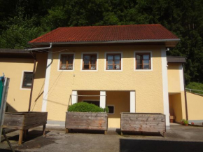 Гостиница Ferienhaus am Fluss, Пинсдорф